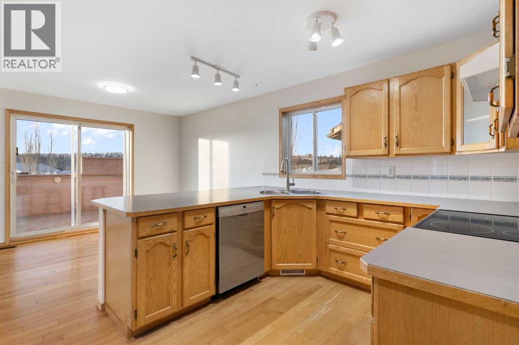 165 Quigley Drive, Cochrane, Alberta  T4C 1R4 - Photo 6 - A2290069