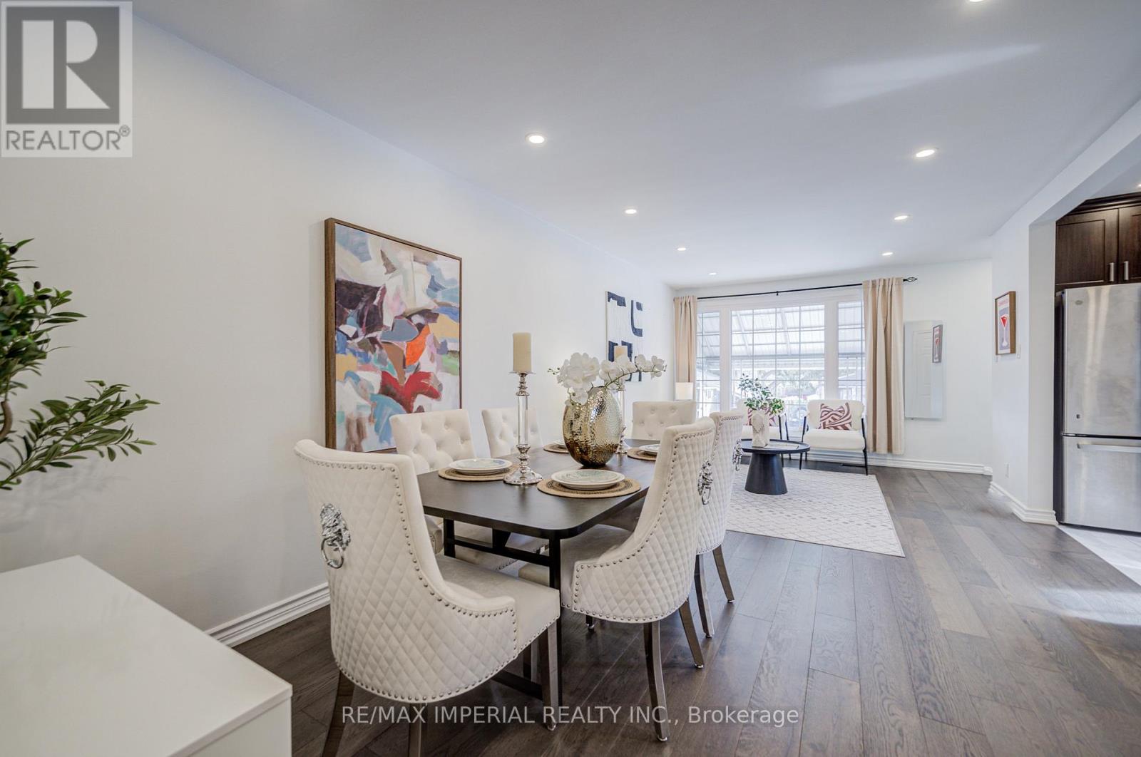 254 Browndale Crescent, Richmond Hill (Crosby), Ontario  L4C 3J1 - Photo 14 - N12854982