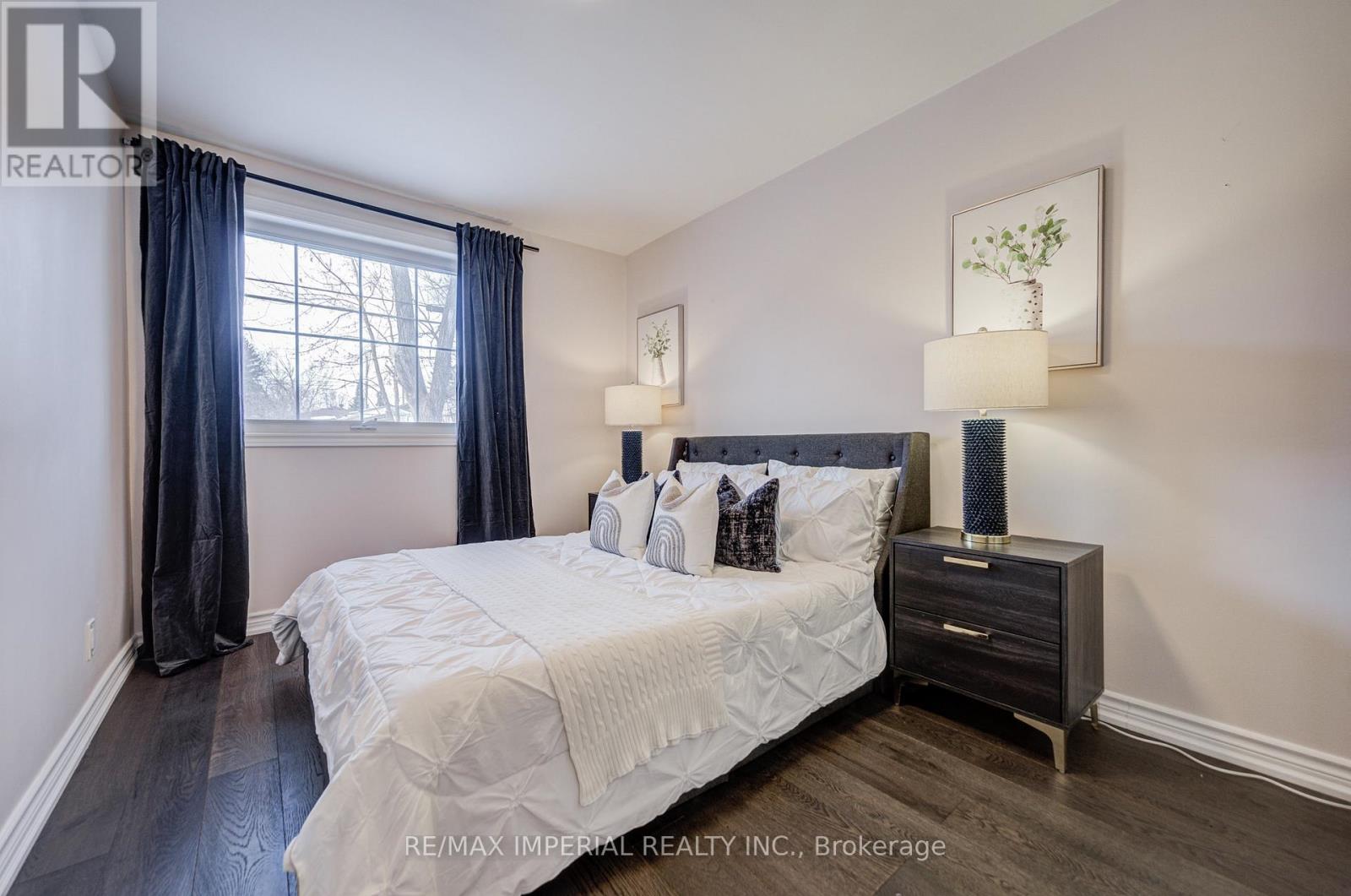 254 Browndale Crescent, Richmond Hill (Crosby), Ontario  L4C 3J1 - Photo 16 - N12854982