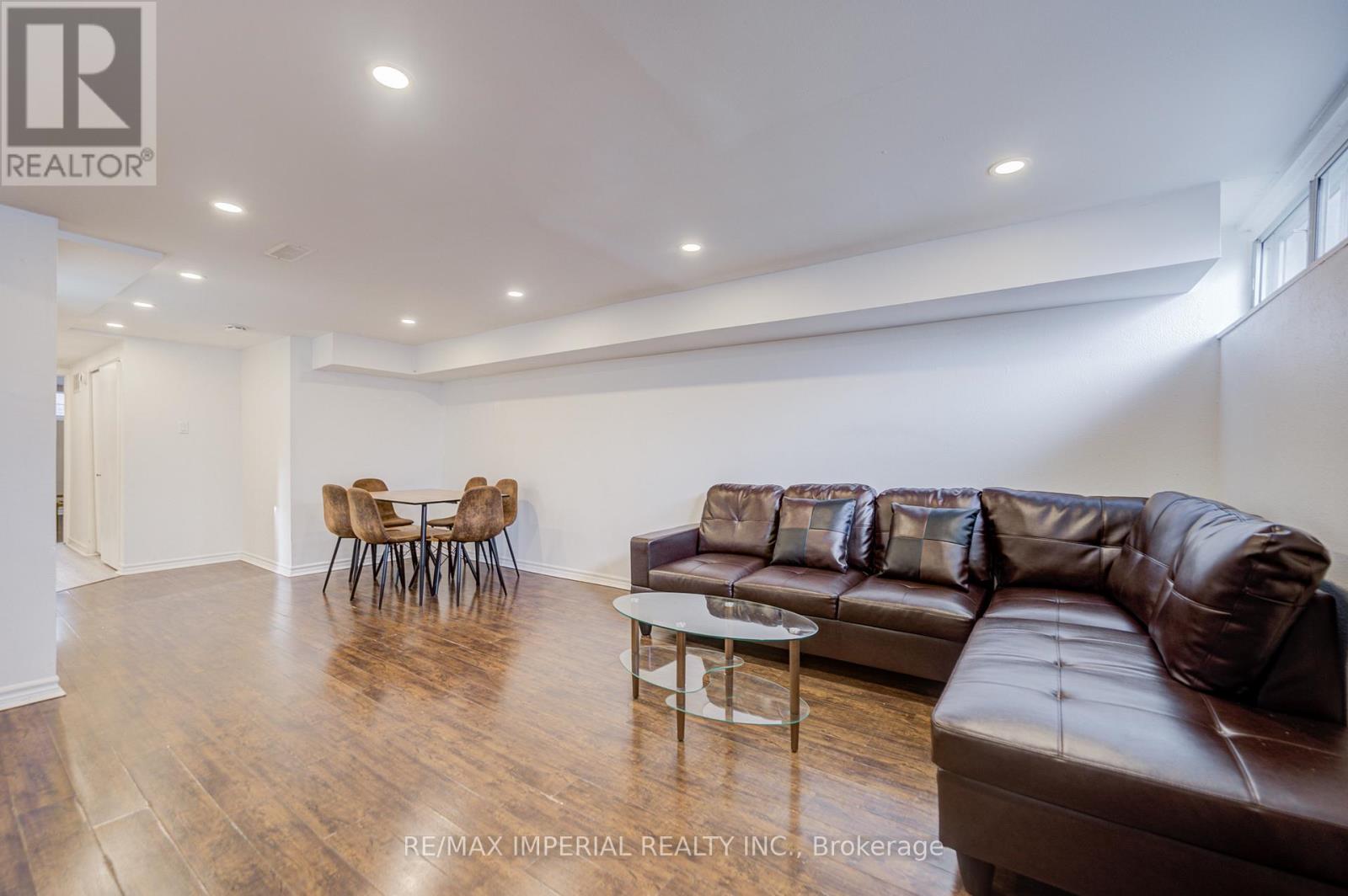 254 Browndale Crescent, Richmond Hill (Crosby), Ontario  L4C 3J1 - Photo 34 - N12854982