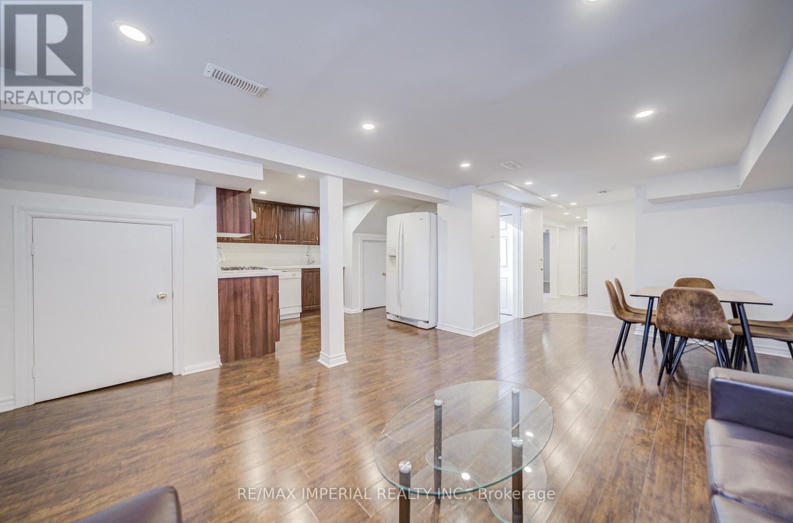 254 Browndale Crescent, Richmond Hill (Crosby), Ontario  L4C 3J1 - Photo 36 - N12854982