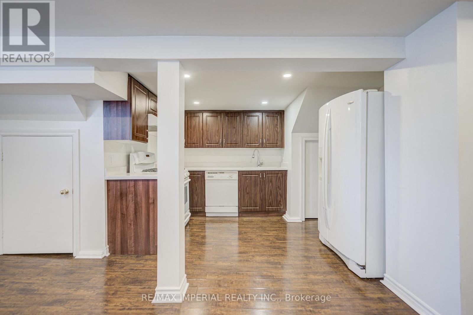 254 Browndale Crescent, Richmond Hill (Crosby), Ontario  L4C 3J1 - Photo 37 - N12854982