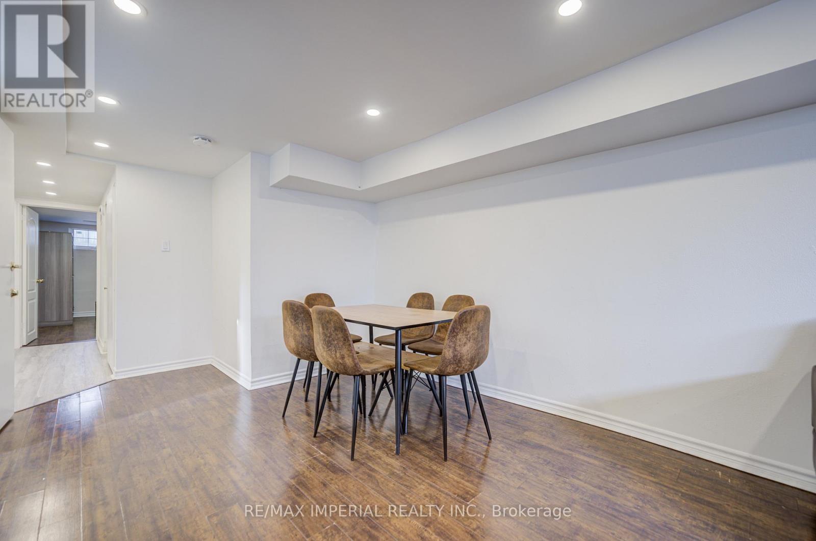 254 Browndale Crescent, Richmond Hill (Crosby), Ontario  L4C 3J1 - Photo 39 - N12854982