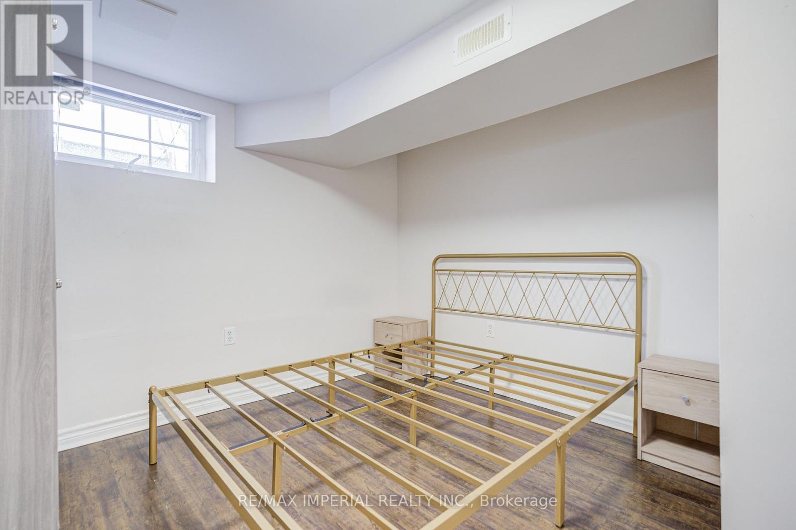 254 Browndale Crescent, Richmond Hill (Crosby), Ontario  L4C 3J1 - Photo 43 - N12854982