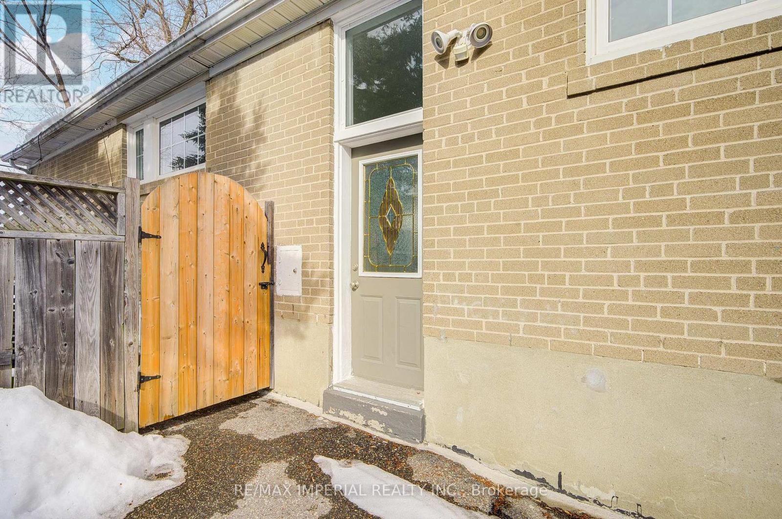 254 Browndale Crescent, Richmond Hill (Crosby), Ontario  L4C 3J1 - Photo 46 - N12854982