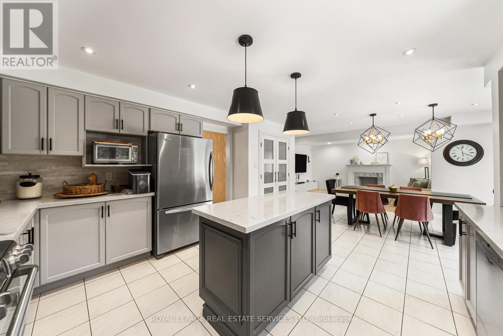 27 Savoy Crescent, Vaughan, Ontario  L4J 7W3 - Photo 12 - N12855168