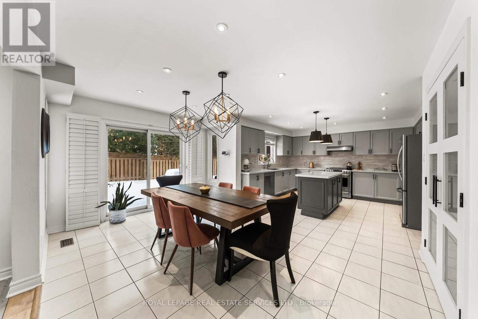 27 Savoy Crescent, Vaughan, Ontario  L4J 7W3 - Photo 14 - N12855168