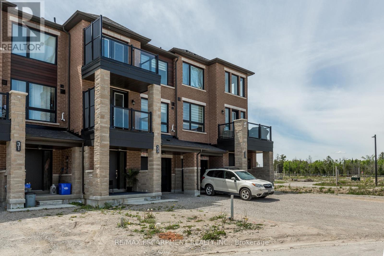 33 Red Maple Lane, Barrie (Innis-Shore), Ontario  L9J 0N4 - Photo 3 - S12855020