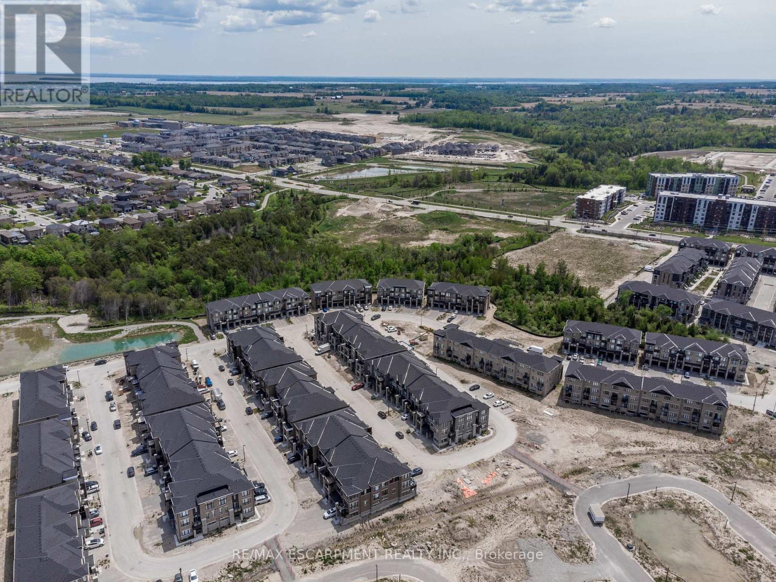 33 Red Maple Lane, Barrie (Innis-Shore), Ontario  L9J 0N4 - Photo 32 - S12855020