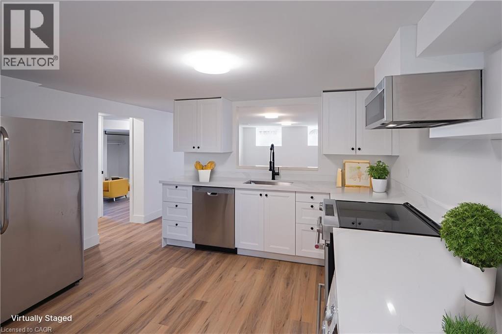 2137 Mount Forest Drive Unit# Lower, Burlington, Ontario  L7P 1H6 - Photo 5 - 40810203