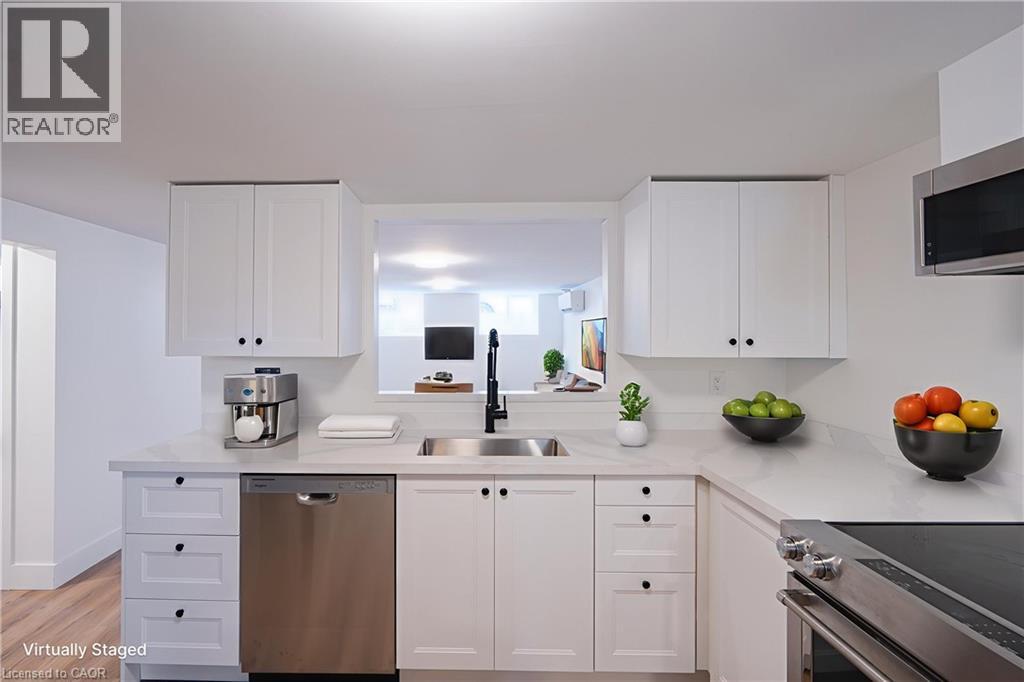 2137 Mount Forest Drive Unit# Lower, Burlington, Ontario  L7P 1H6 - Photo 7 - 40810203