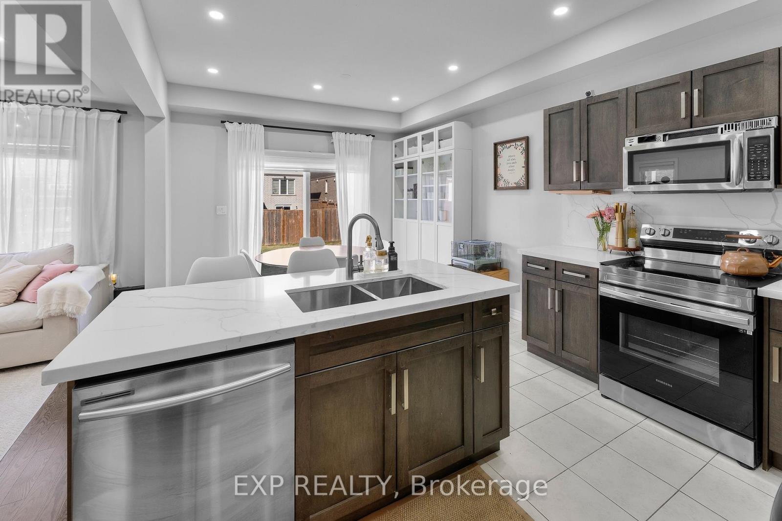 9 Marissa Street, Pelham (Fonthill), Ontario  L3B 5N5 - Photo 15 - X12853222