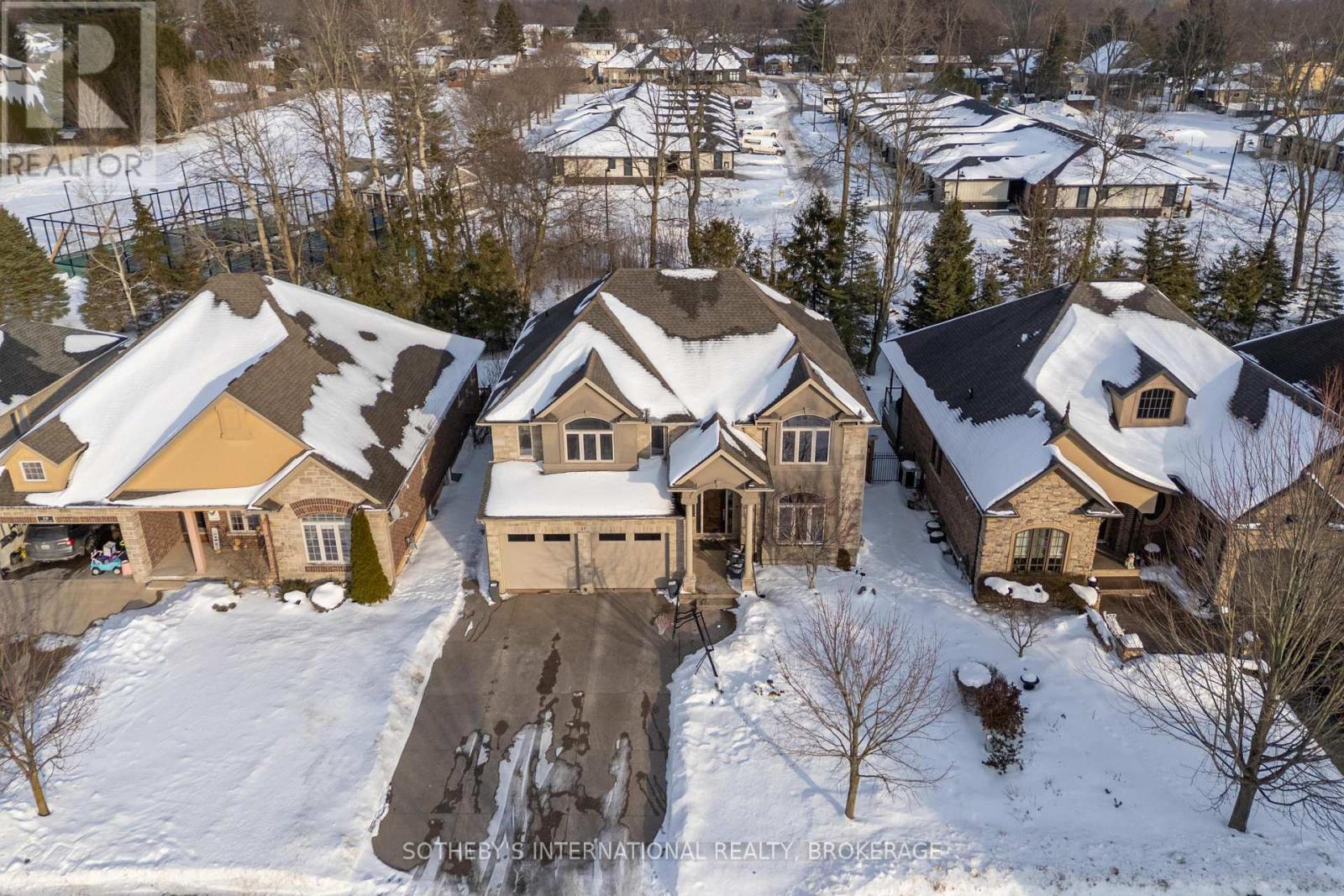 17 Rhodes Court, Pelham, Ontario  L0S 1E4 - Photo 6 - X12826476