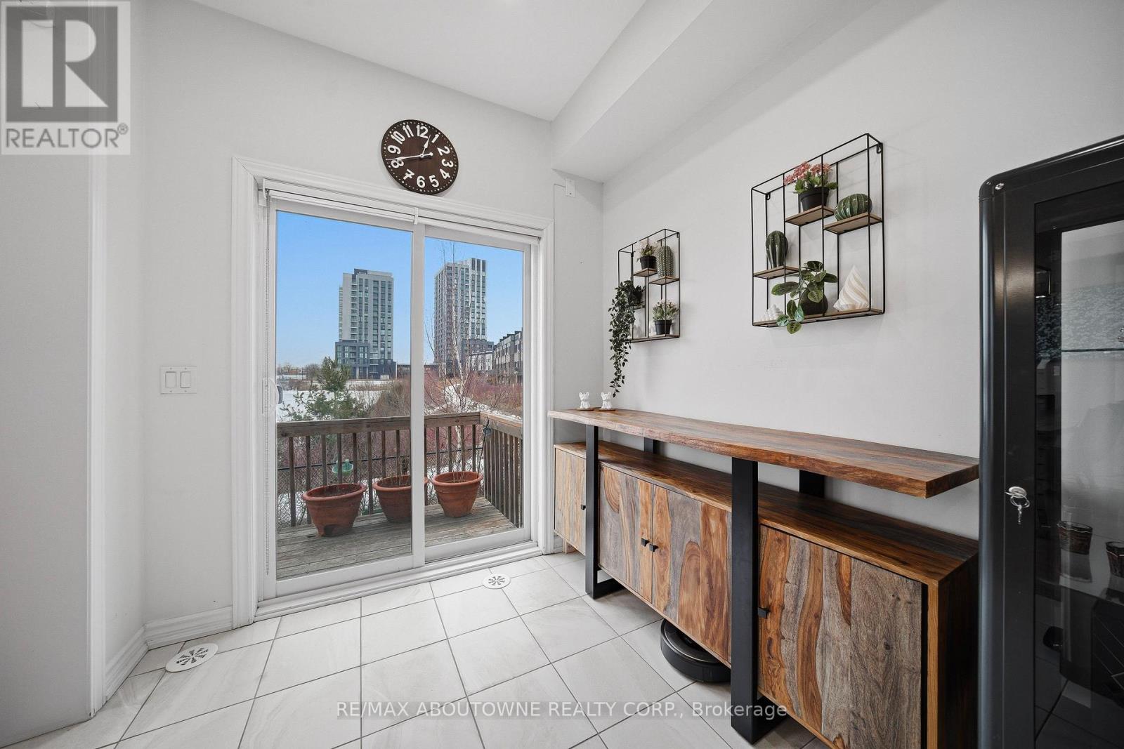 3066 Cascade Common, Oakville, Ontario  L6H 0R8 - Photo 15 - W12855000