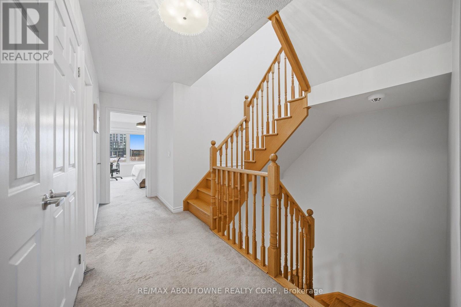 3066 Cascade Common, Oakville, Ontario  L6H 0R8 - Photo 16 - W12855000