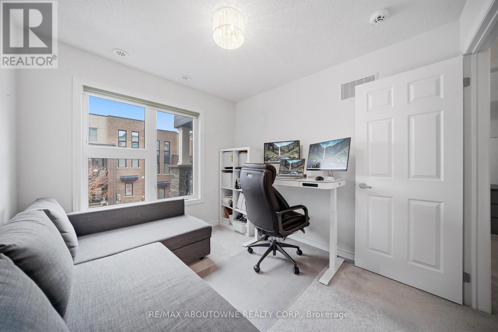 3066 Cascade Common, Oakville, Ontario  L6H 0R8 - Photo 18 - W12855000