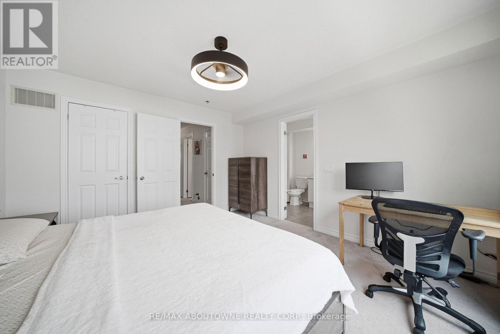 3066 Cascade Common, Oakville, Ontario  L6H 0R8 - Photo 24 - W12855000