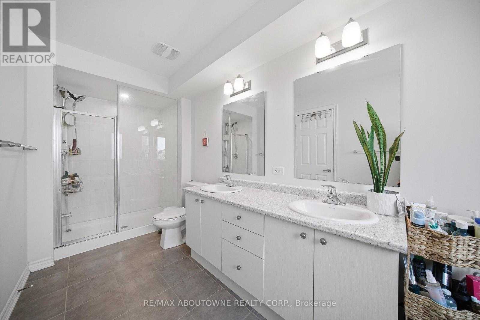 3066 Cascade Common, Oakville, Ontario  L6H 0R8 - Photo 27 - W12855000