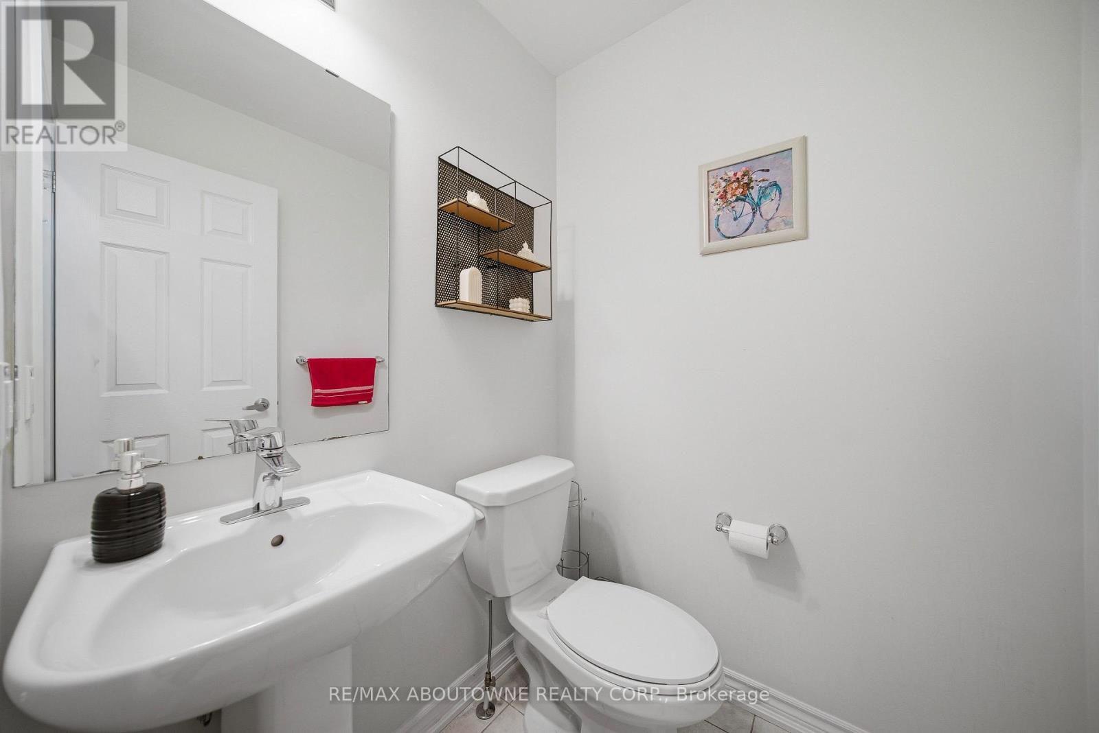 3066 Cascade Common, Oakville, Ontario  L6H 0R8 - Photo 6 - W12855000