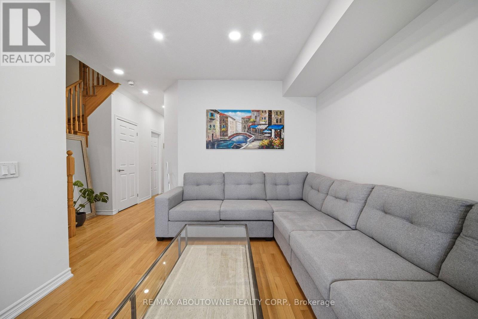 3066 Cascade Common, Oakville, Ontario  L6H 0R8 - Photo 9 - W12855000