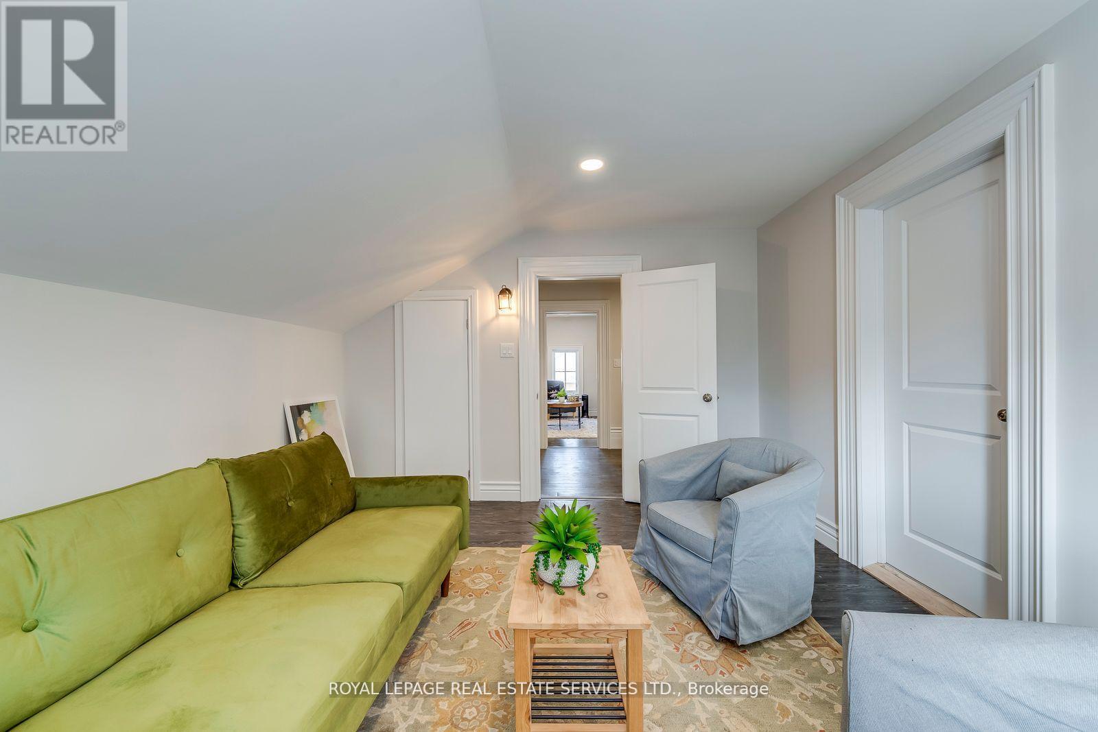 317 Queen Street S, Mississauga, Ontario  L5M 1M3 - Photo 15 - W12855010