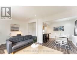 UPPER - 39 TWENTY FIFTH STREET, Toronto, Ontario