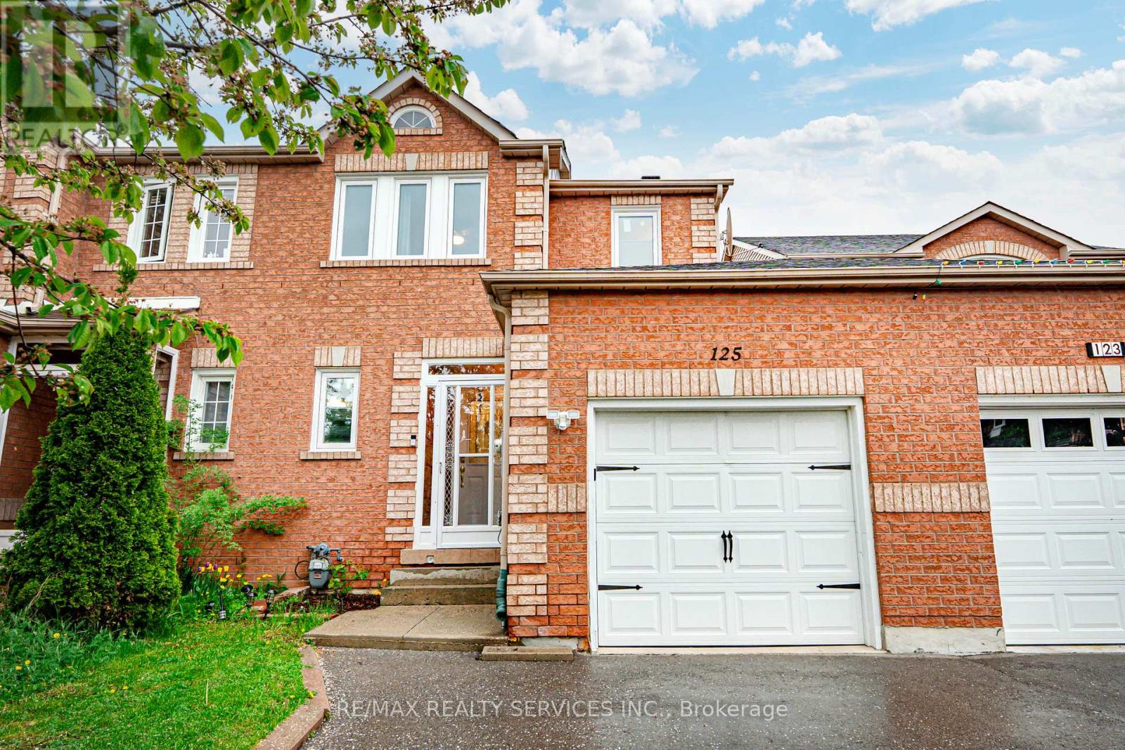 125 LENT CRESCENT, Brampton, Ontario