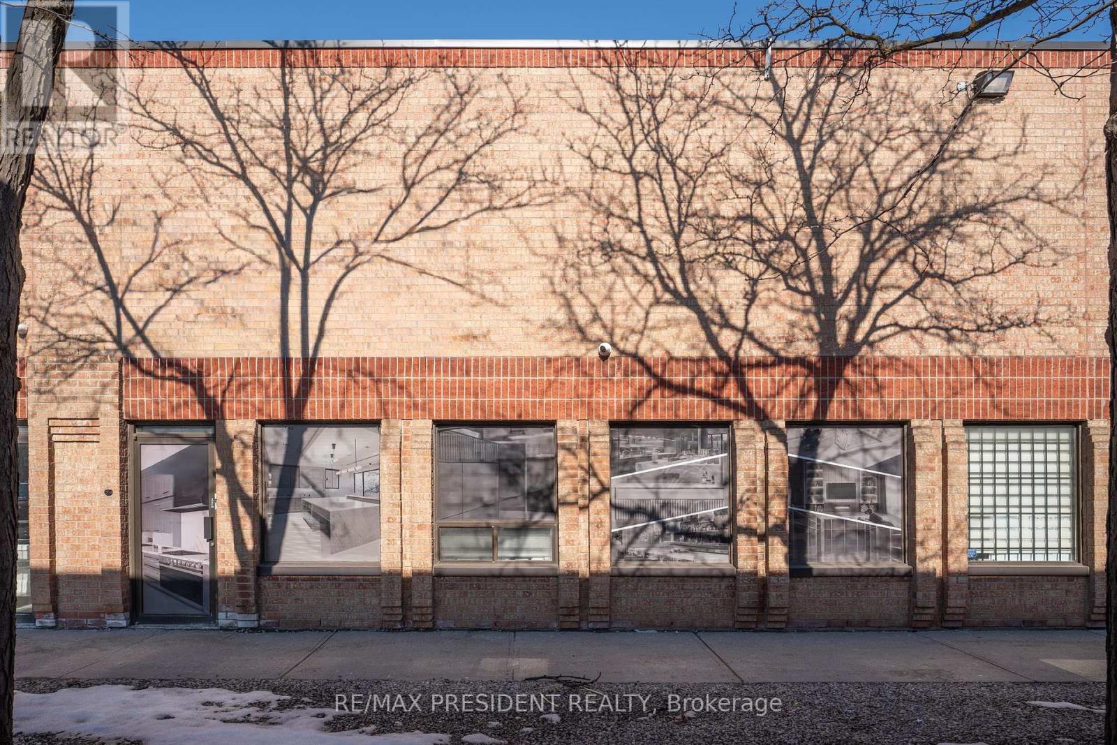 27 - 173 ADVANCE BOULEVARD, Brampton, Ontario