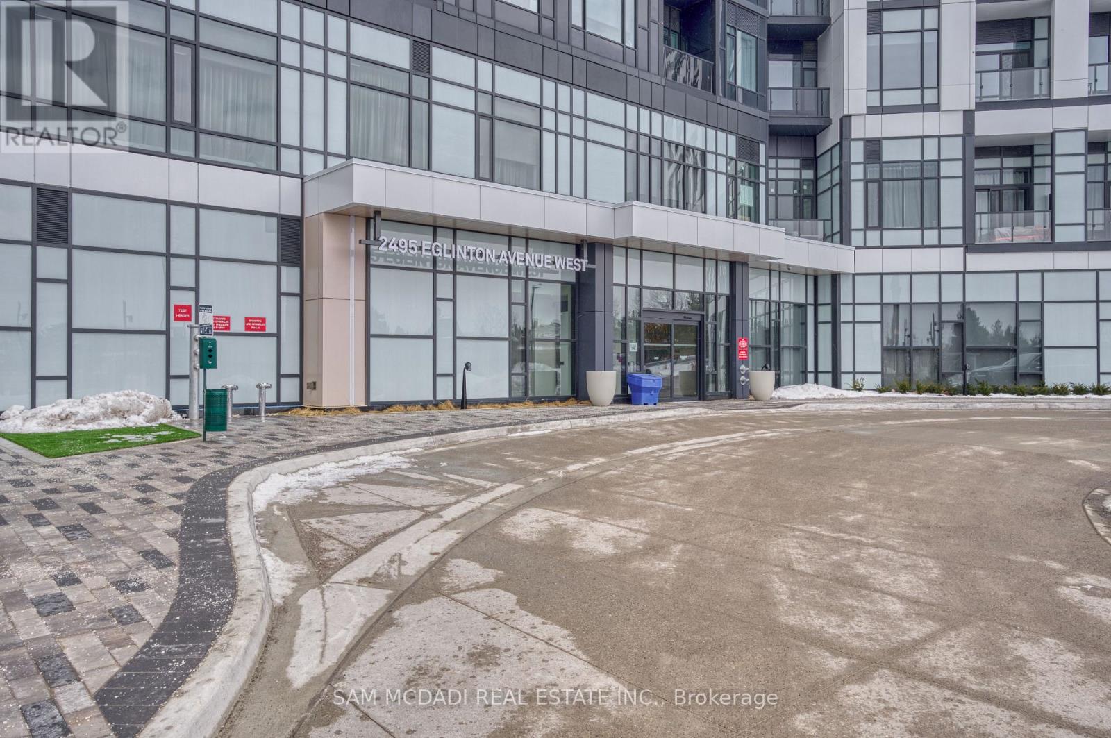 514 - 2495 Eglinton Avenue W, Mississauga (Central Erin Mills), Ontario  L5M 2T2 - Photo 2 - W12855132