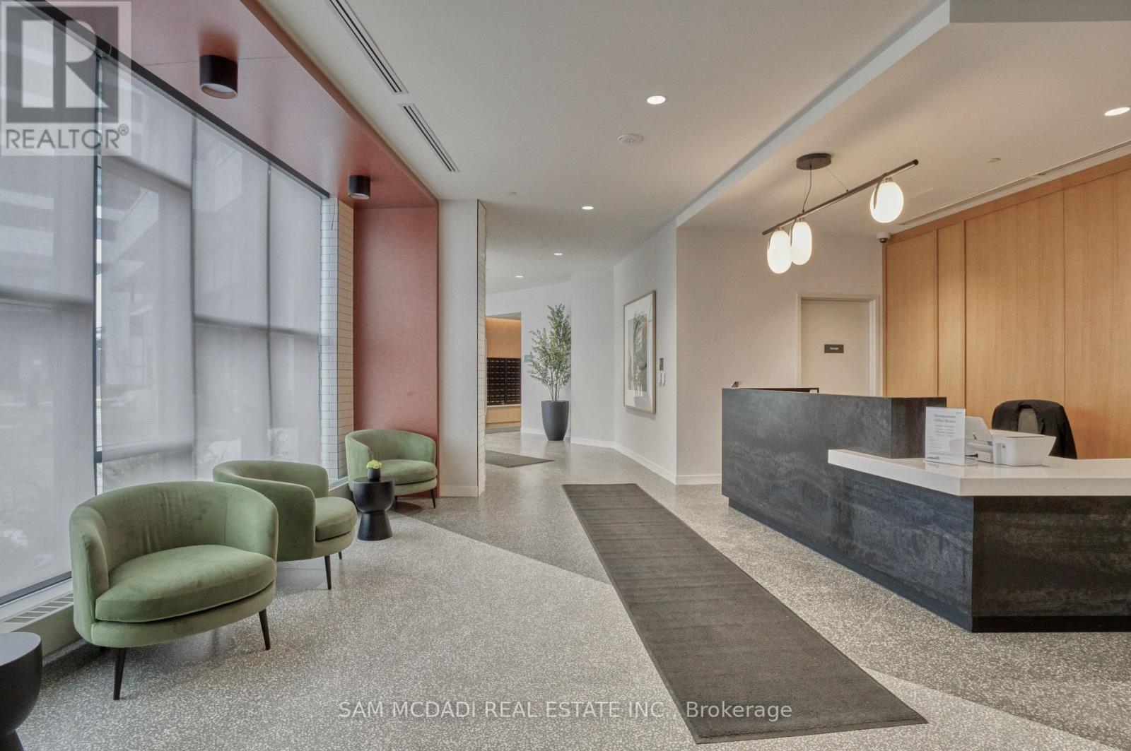 514 - 2495 Eglinton Avenue W, Mississauga (Central Erin Mills), Ontario  L5M 2T2 - Photo 4 - W12855132