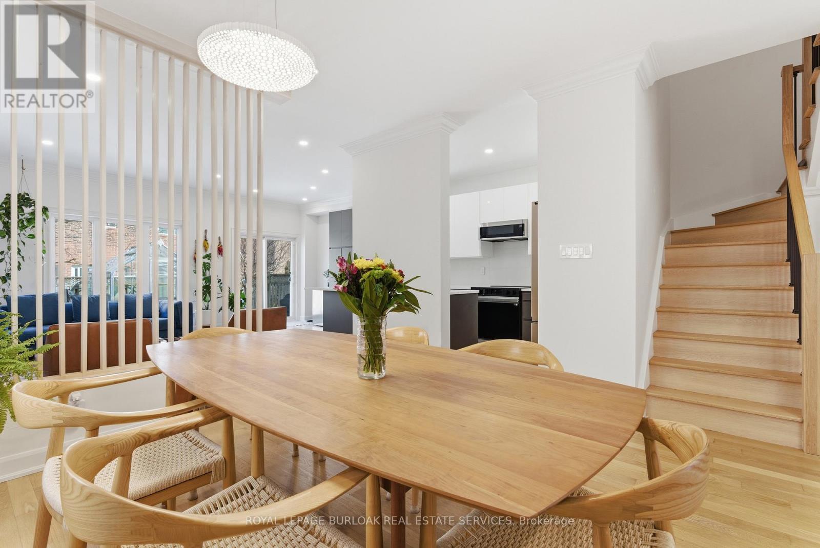 2289 Owlridge Drive, Oakville, Ontario  L6M 3S9 - Photo 8 - W12855158