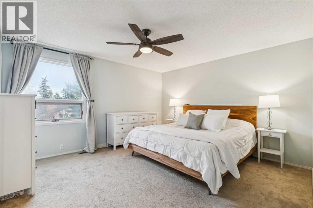 124 Woodmark Crescent Sw, Calgary, Alberta  T2W 4Z2 - Photo 22 - A2281355