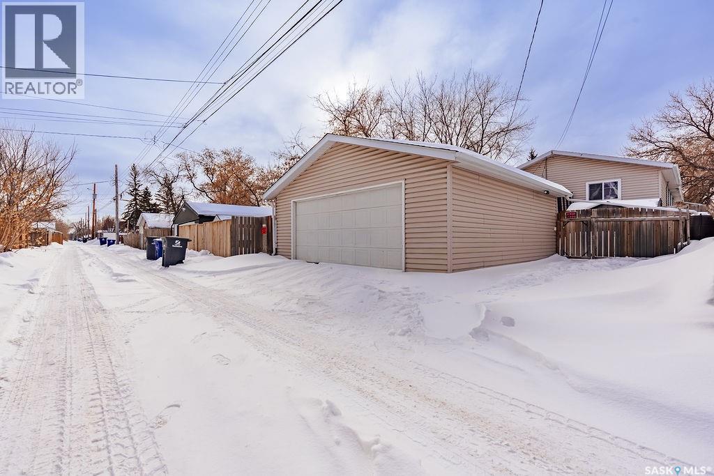 612 M Avenue S, Saskatoon, Saskatchewan  S7M 2L2 - Photo 41 - SK029870