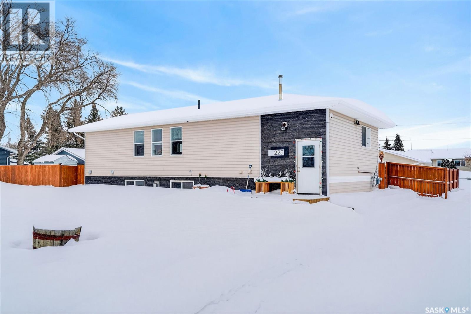 225 Osborne STREET, melfort, Saskatchewan