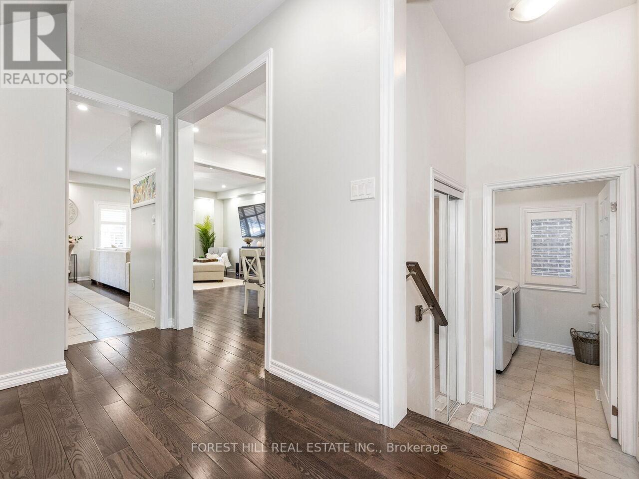 488 Linden Drive, Cambridge, Ontario  N3H 5L5 - Photo 3 - X12854974
