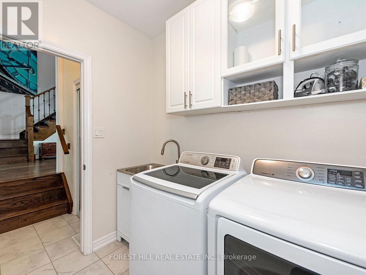 488 Linden Drive, Cambridge, Ontario  N3H 5L5 - Photo 4 - X12854974