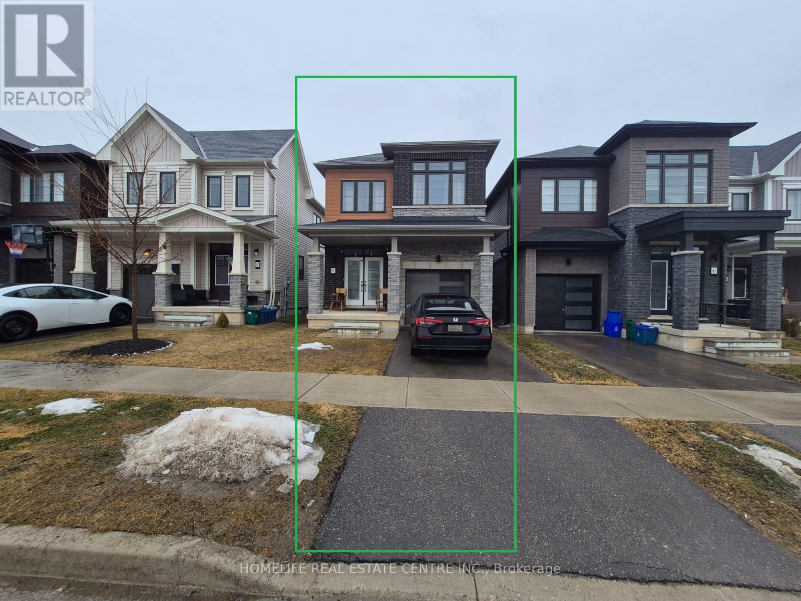 8 AMOS AVENUE, Brantford, Ontario