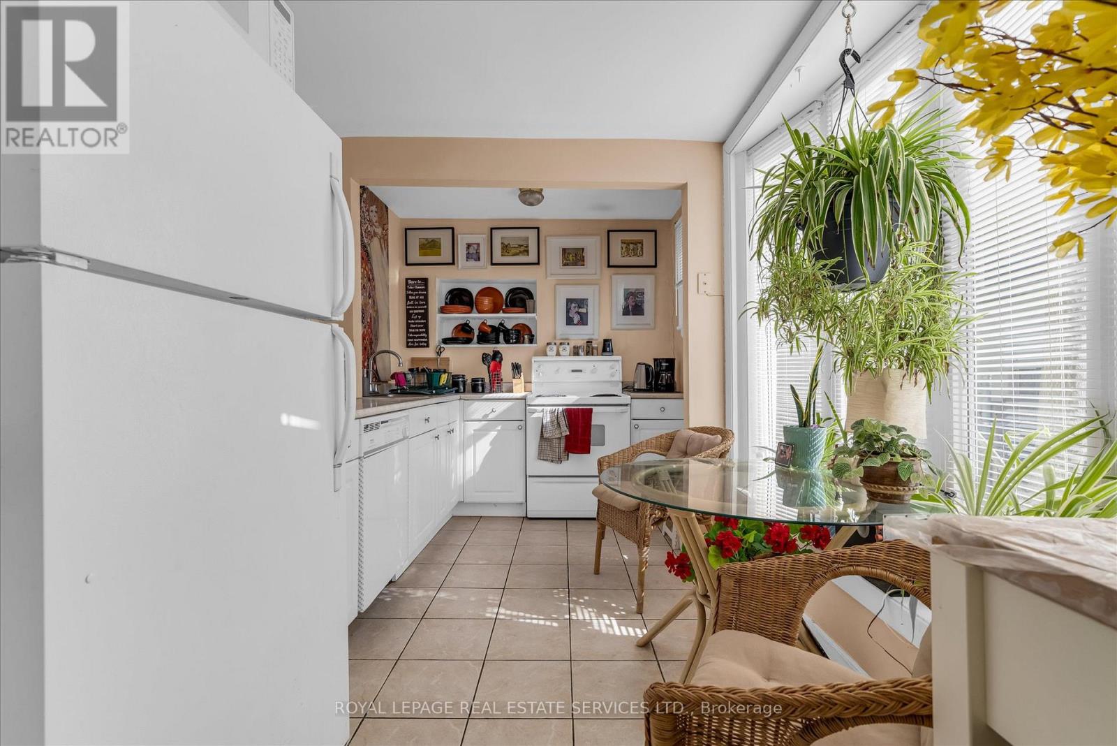 58 East Avenue S, Hamilton, Ontario  L8N 2T4 - Photo 9 - X12855076