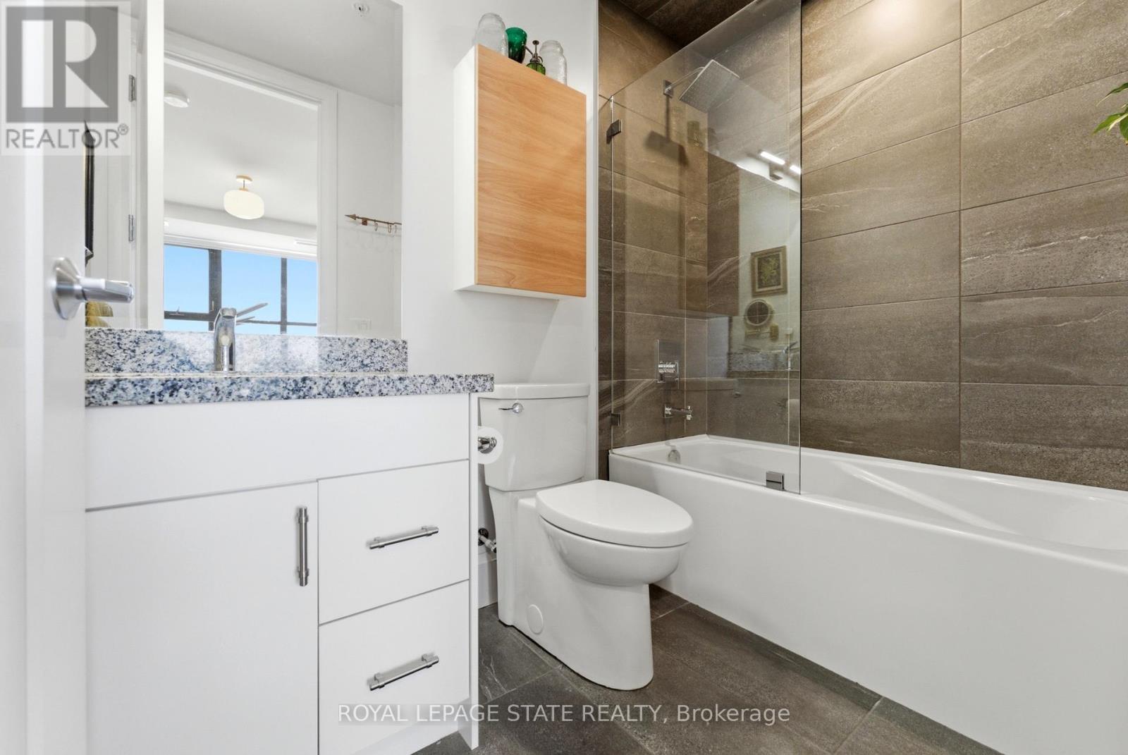 4 - 112 King Street E, Hamilton, Ontario  L8N 1A8 - Photo 39 - X12855150