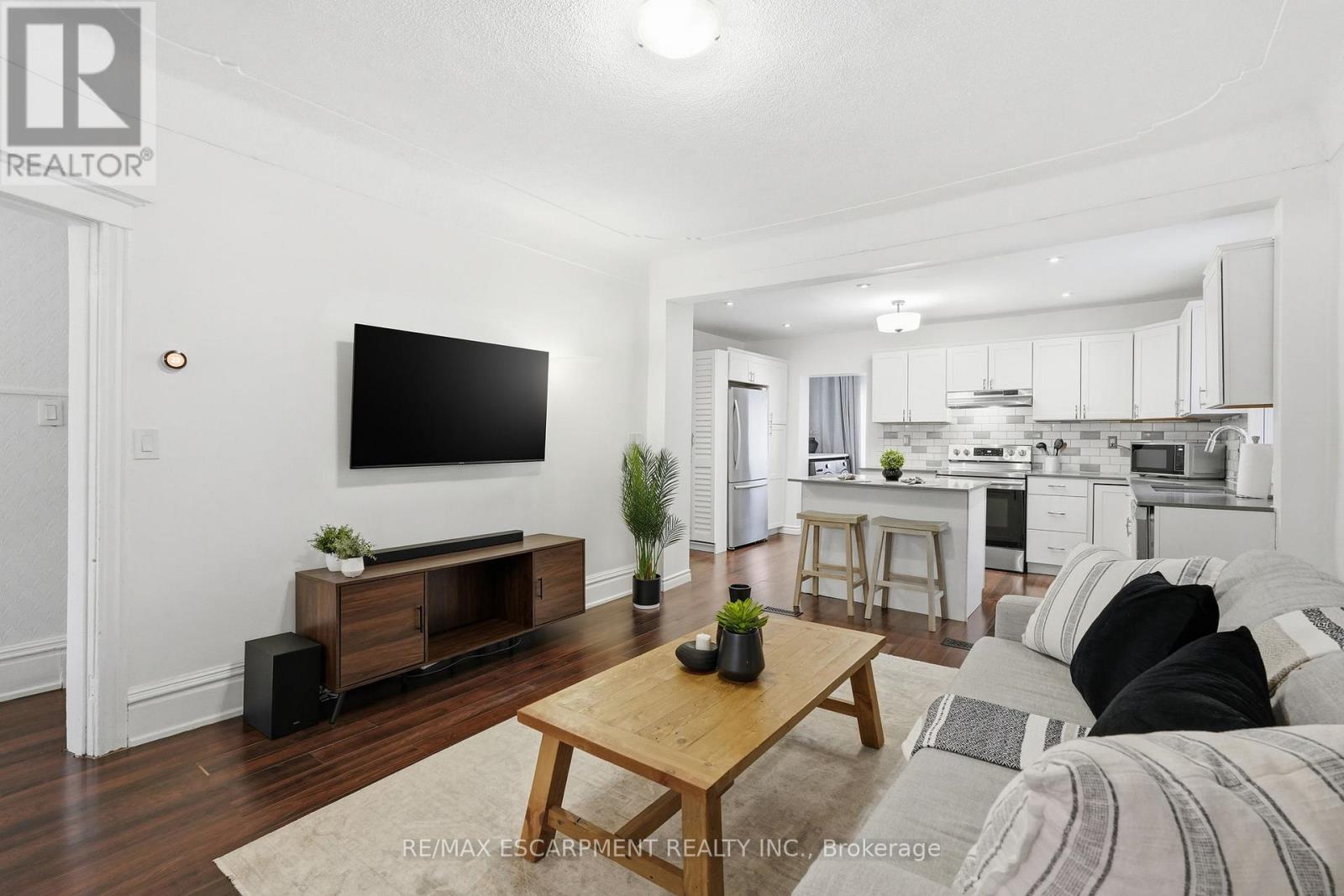 44 Whitfield Avenue, Hamilton, Ontario  L8L 4B6 - Photo 10 - X12855198