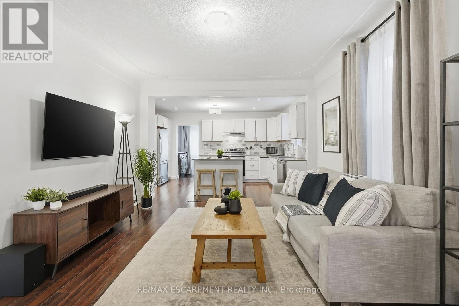 44 Whitfield Avenue, Hamilton, Ontario  L8L 4B6 - Photo 11 - X12855198