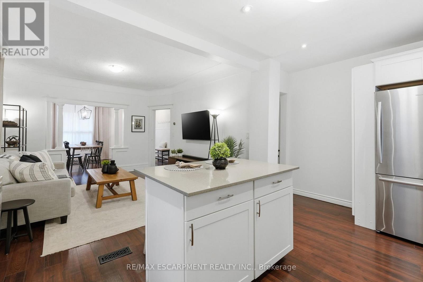 44 Whitfield Avenue, Hamilton, Ontario  L8L 4B6 - Photo 15 - X12855198