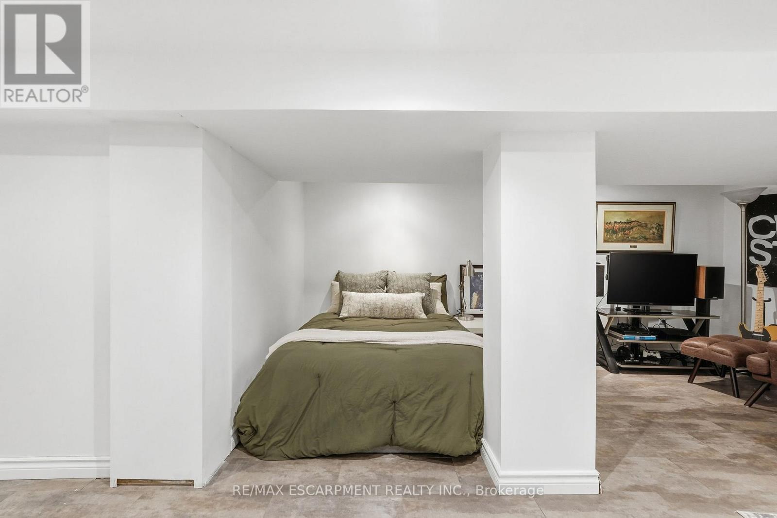 44 Whitfield Avenue, Hamilton, Ontario  L8L 4B6 - Photo 29 - X12855198