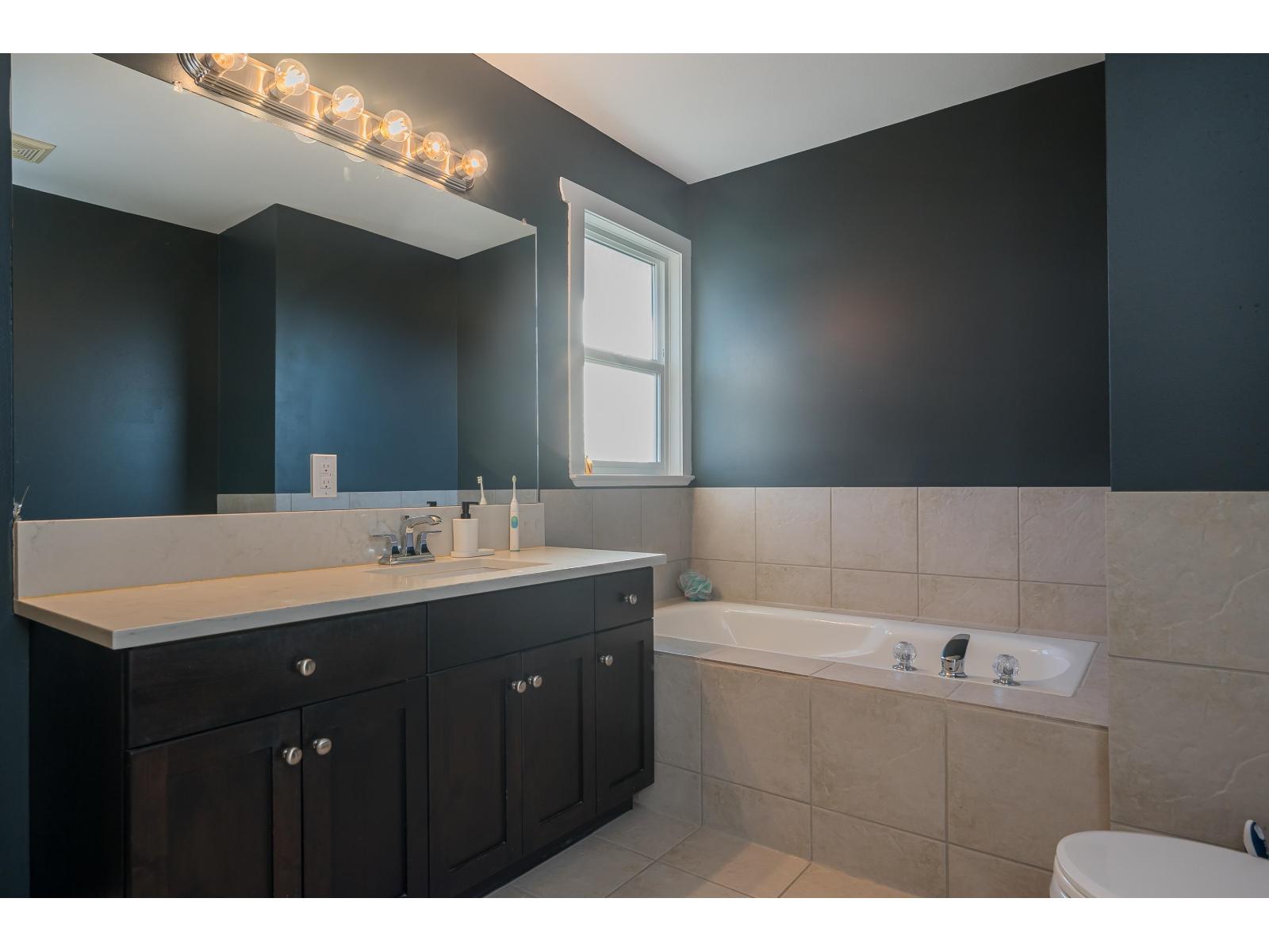 2872 Cambie Street, Abbotsford, British Columbia  V4X 2R9 - Photo 18 - R3096405