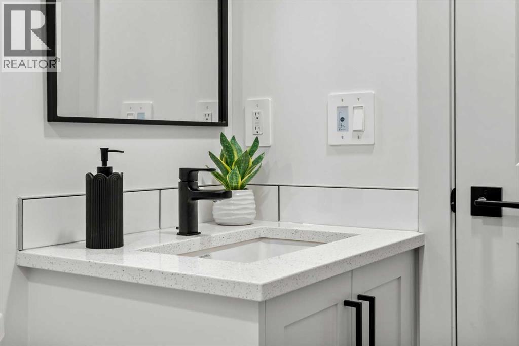 161 Lavender Manor Se, Calgary, Alberta  T3S 0G7 - Photo 31 - A2288791