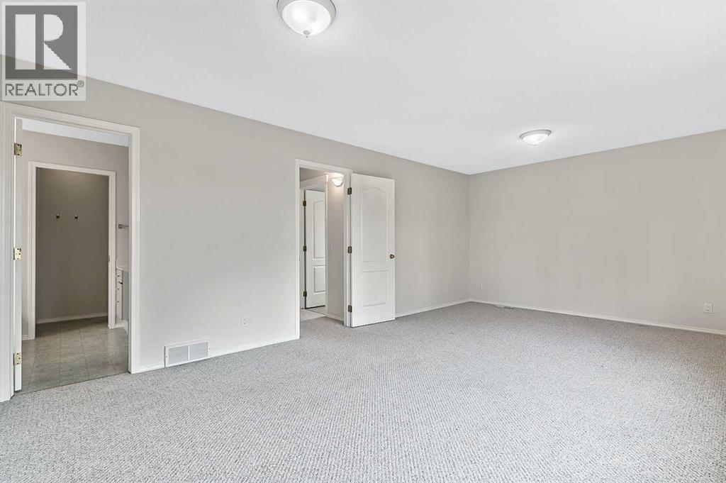 265 Somerside Park Sw, Calgary, Alberta  T2Y 3G5 - Photo 13 - A2290917