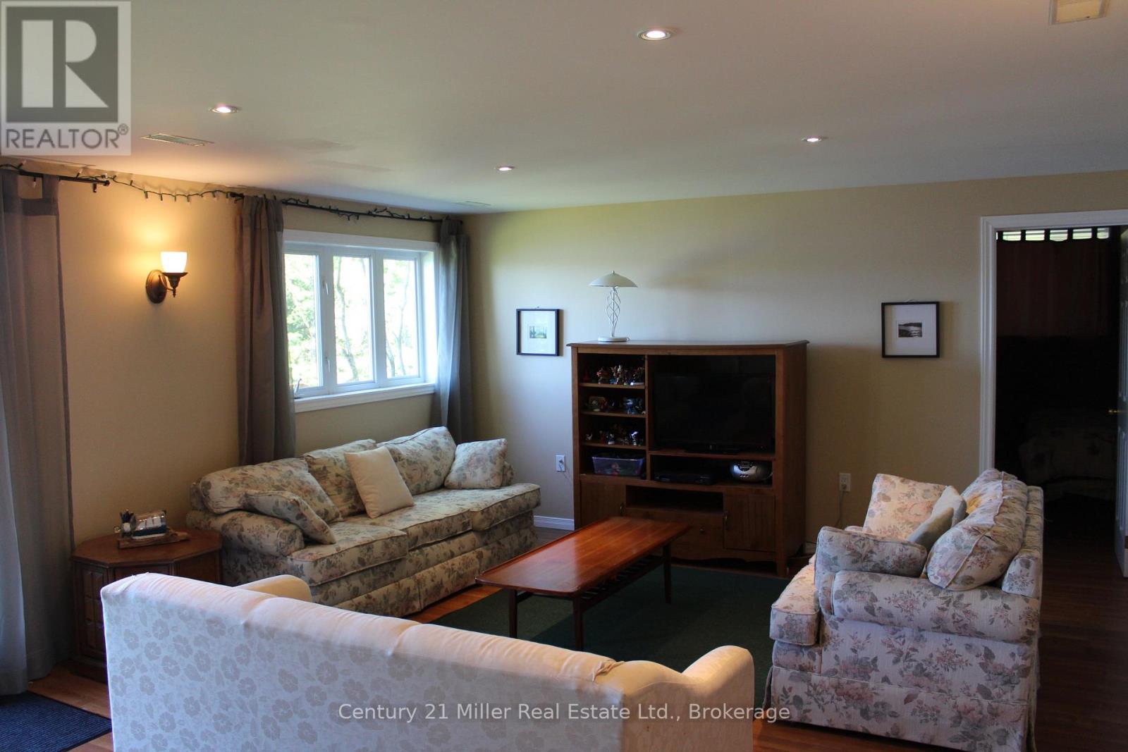 994 Kamaniskeg Lake Road, Hastings Highlands, Ontario  K0J 1L0 - Photo 32 - X12855212