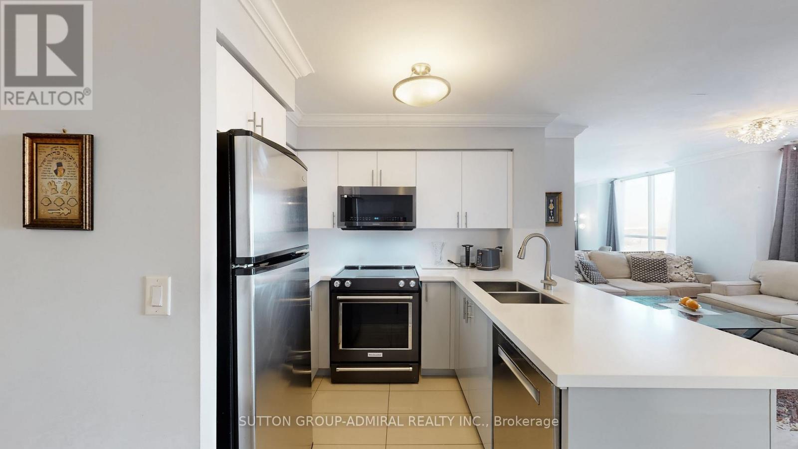 811 - 20 North Park Road, Vaughan, Ontario  L4J 0G7 - Photo 11 - N12851074