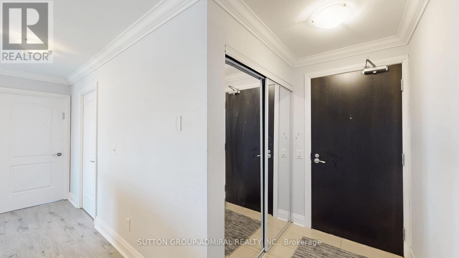 811 - 20 North Park Road, Vaughan, Ontario  L4J 0G7 - Photo 8 - N12851074