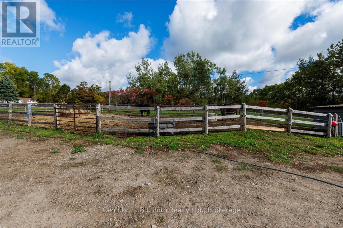 2286 Flos 10 Road, Springwater, Ontario  L0L 1P0 - Photo 28 - S12855224